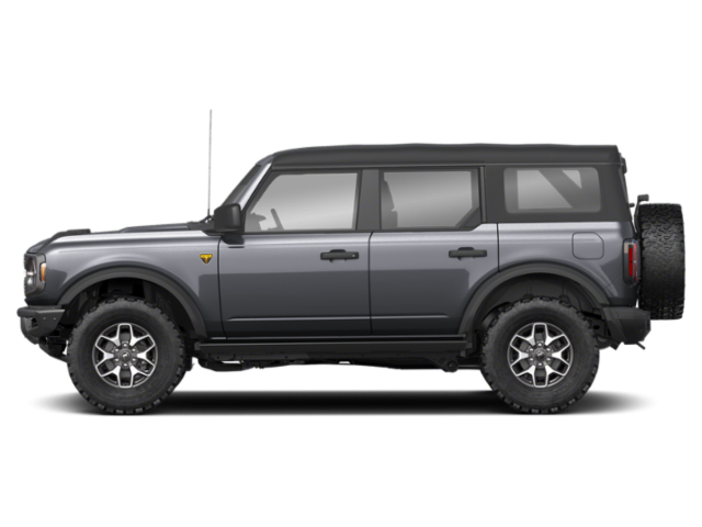2025 Ford Bronco Outer Banks photo 2