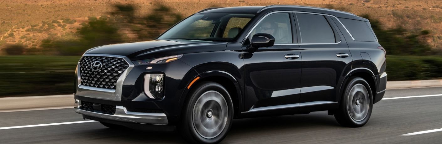 2022 Hyundai Palisade side quarter view