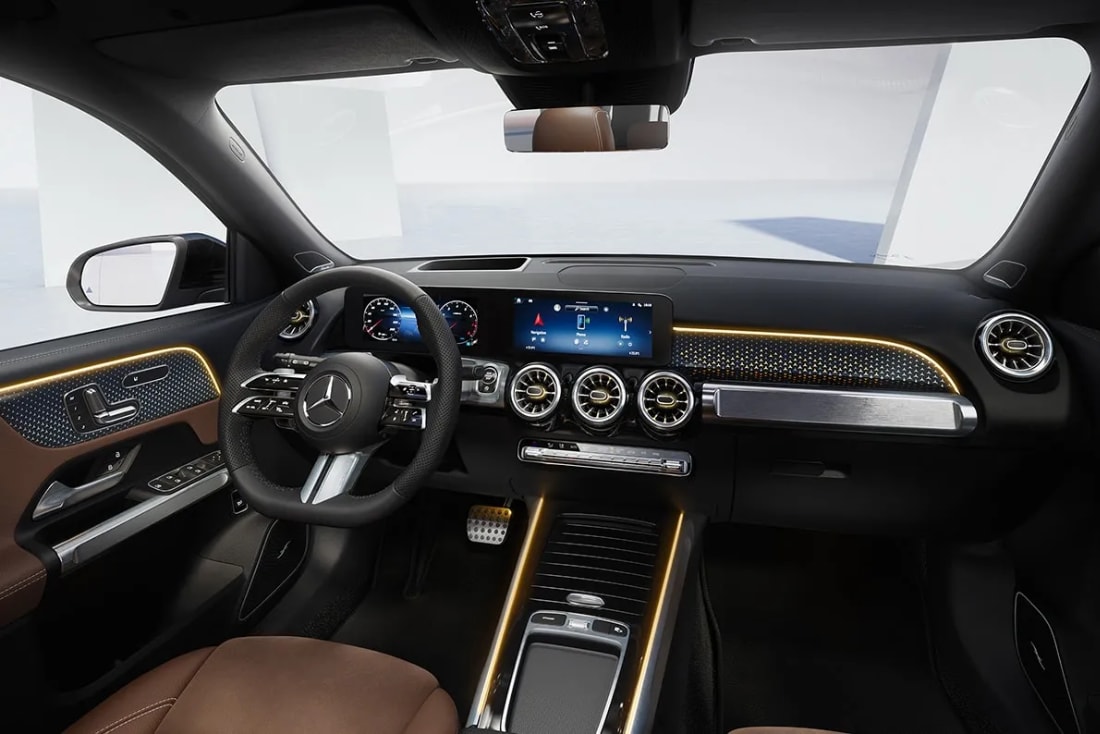 2024-mercedes-benz-glb-interior-dewey-beach-de