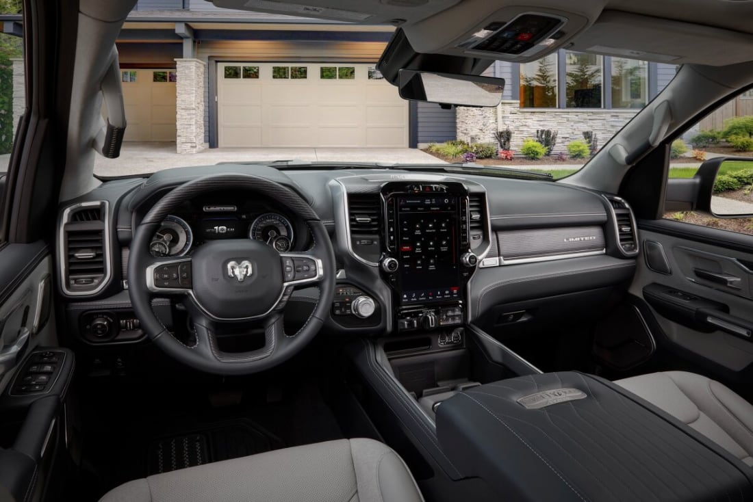 2024-ram-1500-interior-delmar-de