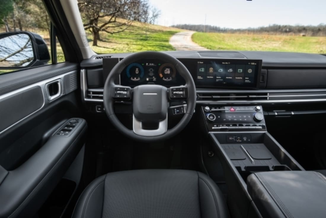 2024-hyundai-santa-fe-interior-front-berlin-md