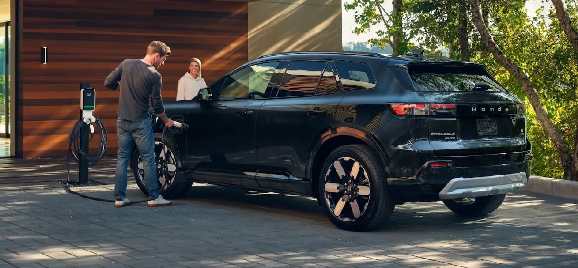 2024 Honda Prologue vs 2024 Nissan ARIYA near Arlington, VA