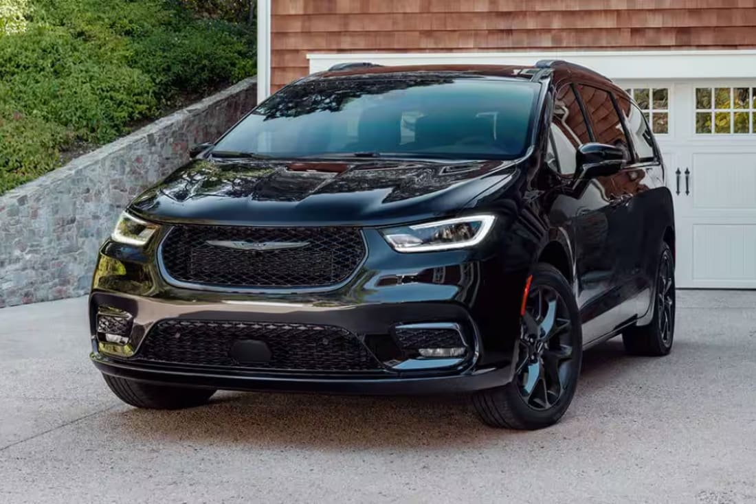 chrysler-pacifica-exterior-mt-vernon-tx