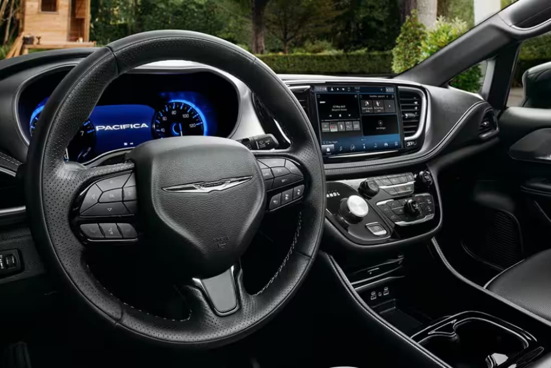 chrysler-pacifica-interior-mt-vernon-tx