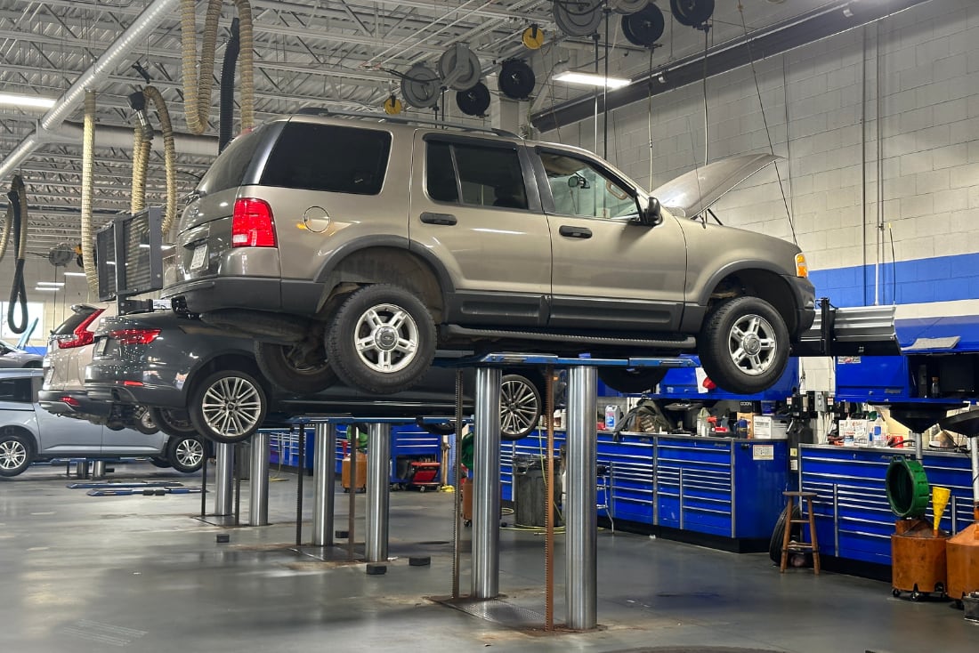 service-lift-conventional-synthetic-oil-change-service-stafford-
