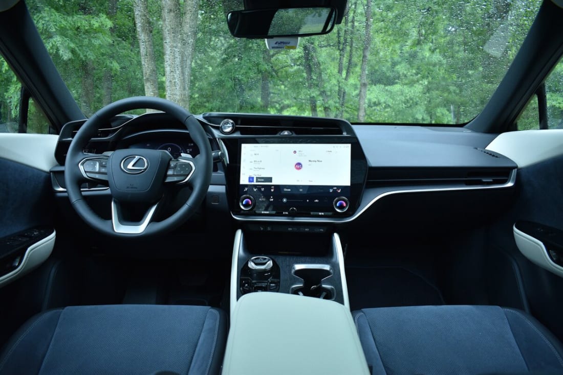 2024-lexus-rz-interior-chantilly-va