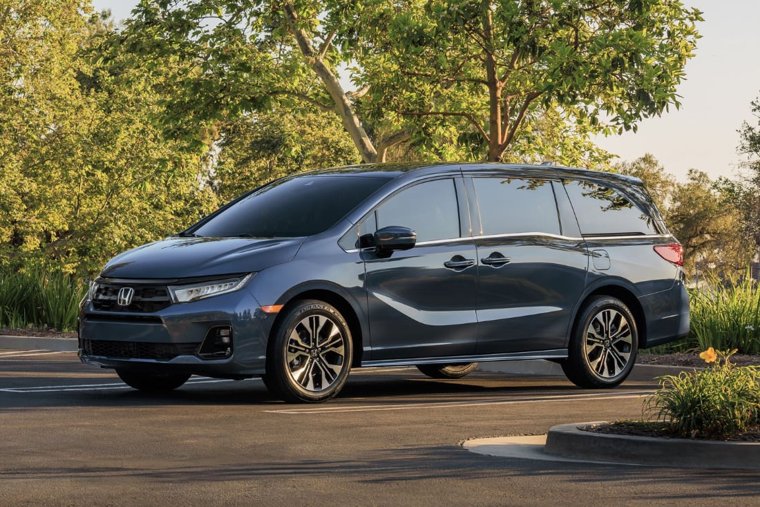 2025-honda-odyssey-front