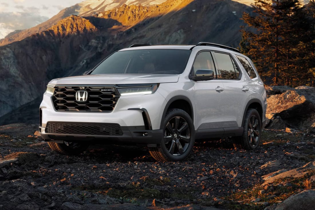 2025-honda-pilot-front