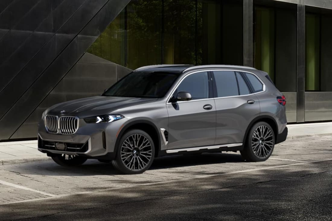 2025-bmw-x7-exterior