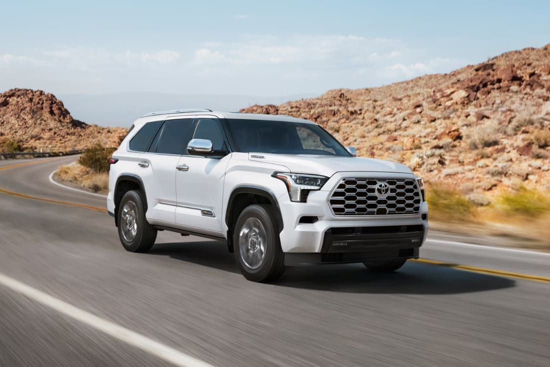 2025-toyota-sequoia-exterior-front