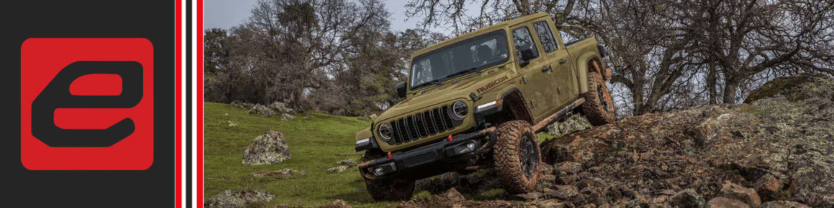 Jeep Gladiator Tyler, TX - a green Gladiator on a muddy trail