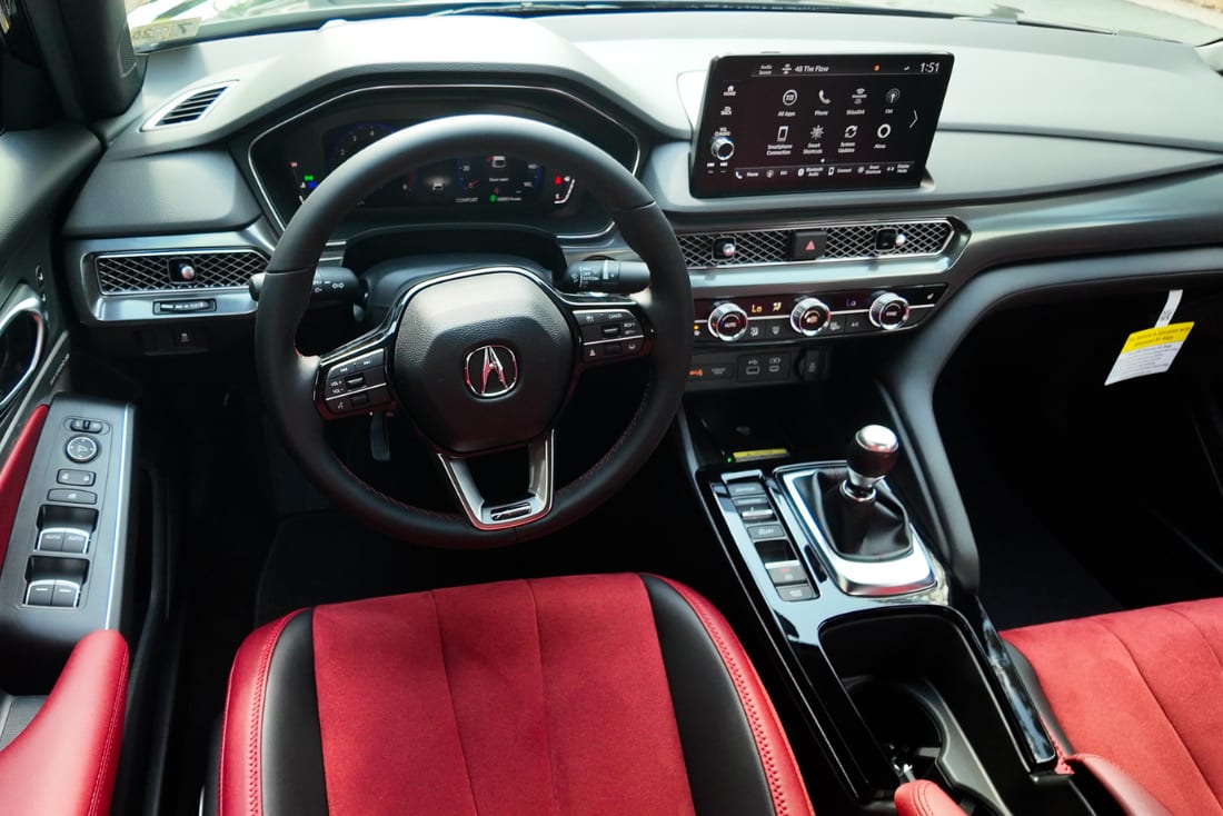 2025-acura-integra-interior-entertainment