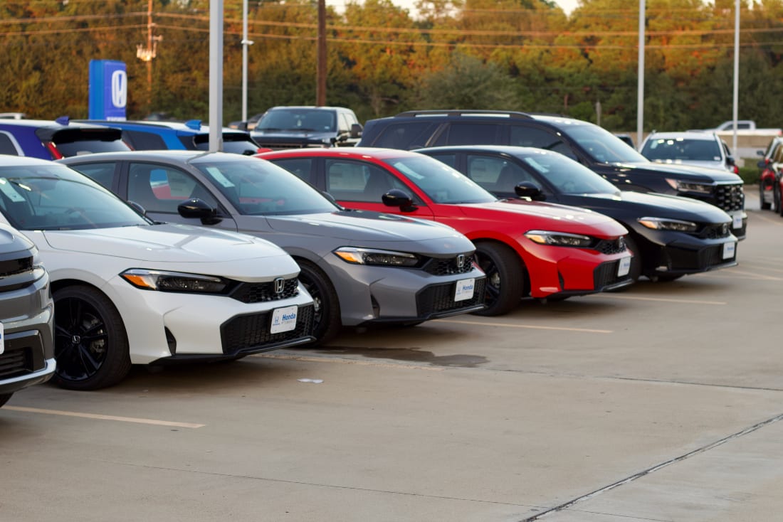 used-honda-civics-on-lot-near-the-woodlands-tx