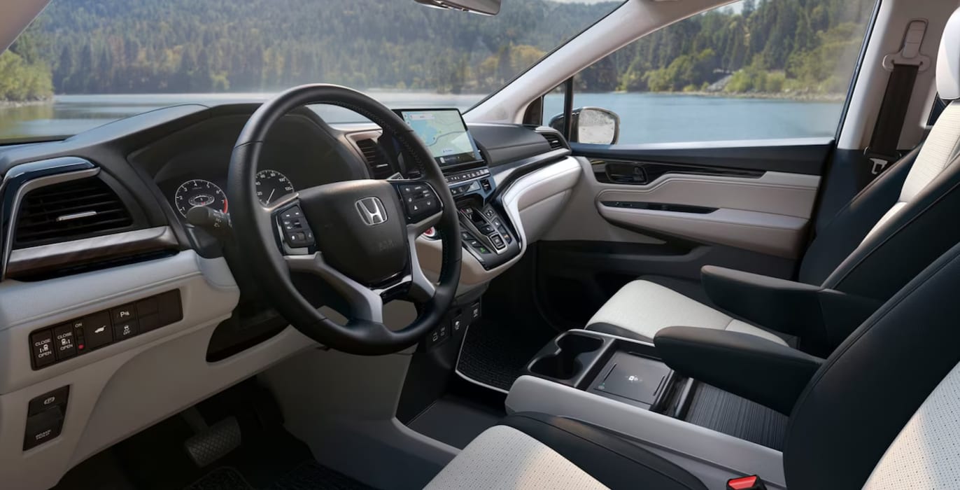 2025 Honda Odyssey Cockpit
