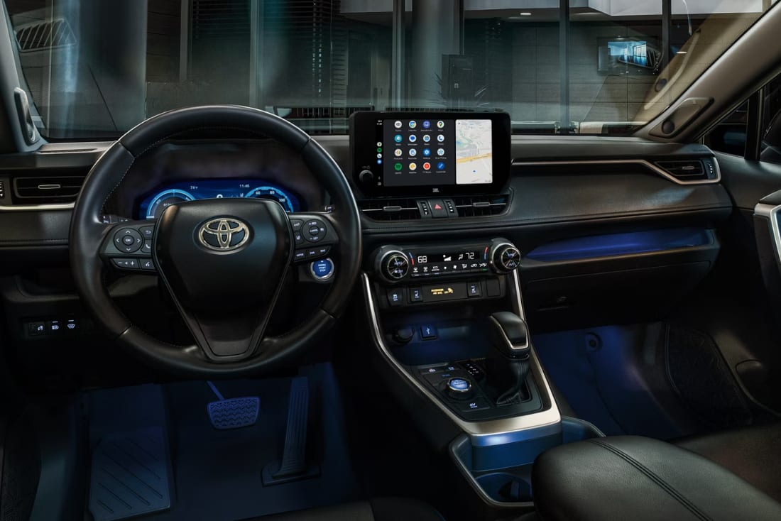 2025-toyota-rav4-interior-tech