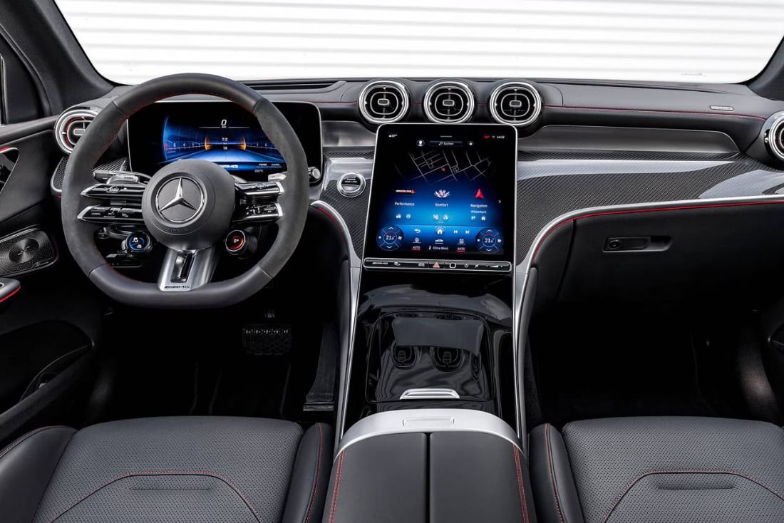 2025-mercedes-benz-glc-interior-tech