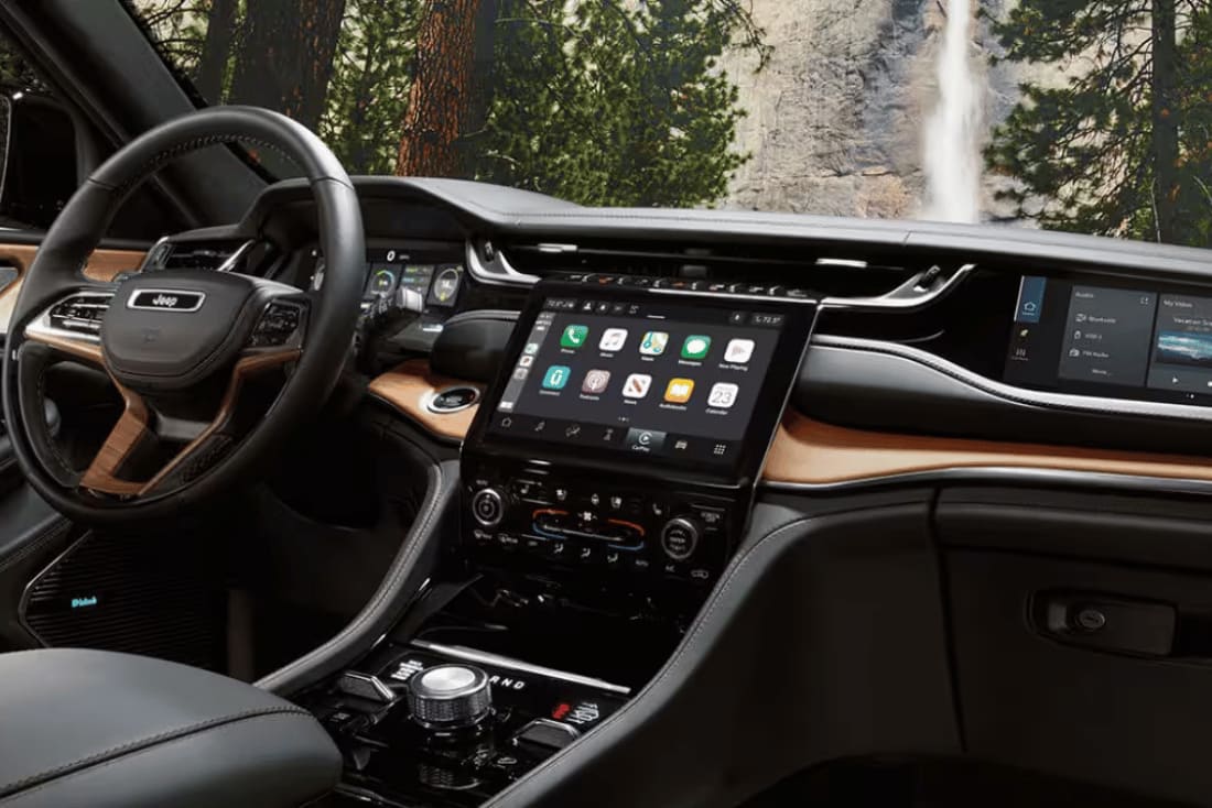 Jeep Grand Cherokee for sale near Athens, TX - interior view