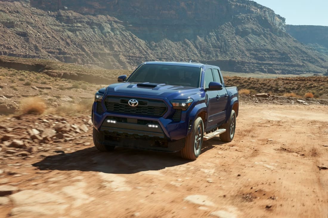 2025-toyota-tacoma-trd-sport-front