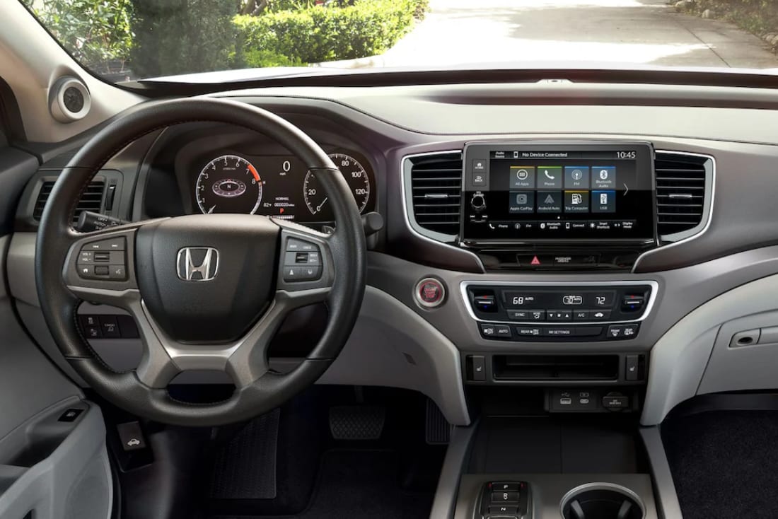 2025-honda-ridgeline-interior-drivers-seat