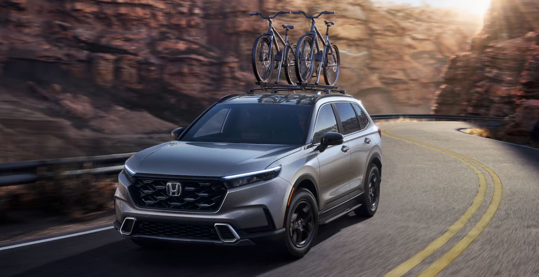 2025 Honda CR-V Hybrid vs 2025 Toyota RAV4 Hybrid near Fairfax, VA