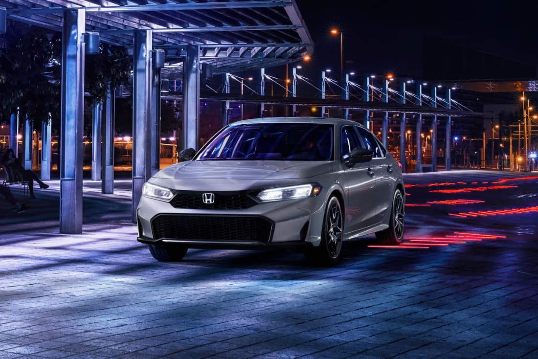 2025-honda-civic-front-exterior-hot
