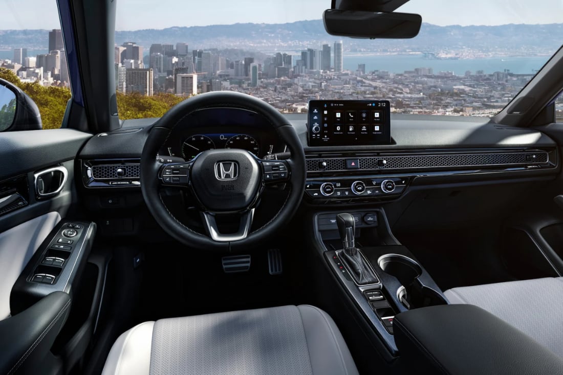 2025-honda-civic-interior-tech-hot
