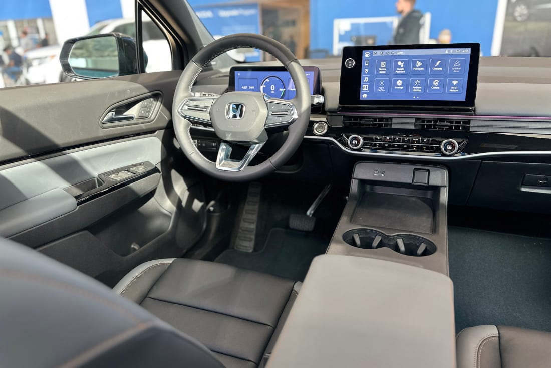 2025-honda-prologue-awd-interior-infotainment