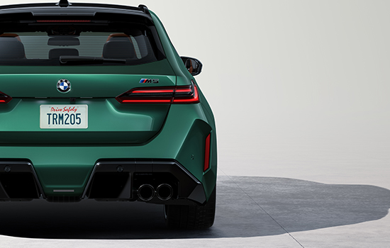 Rear shot of BMW M5 Touring showing the flared wheel arches