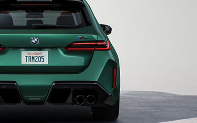 Rear shot of BMW M5 Touring showing the flared wheel arches