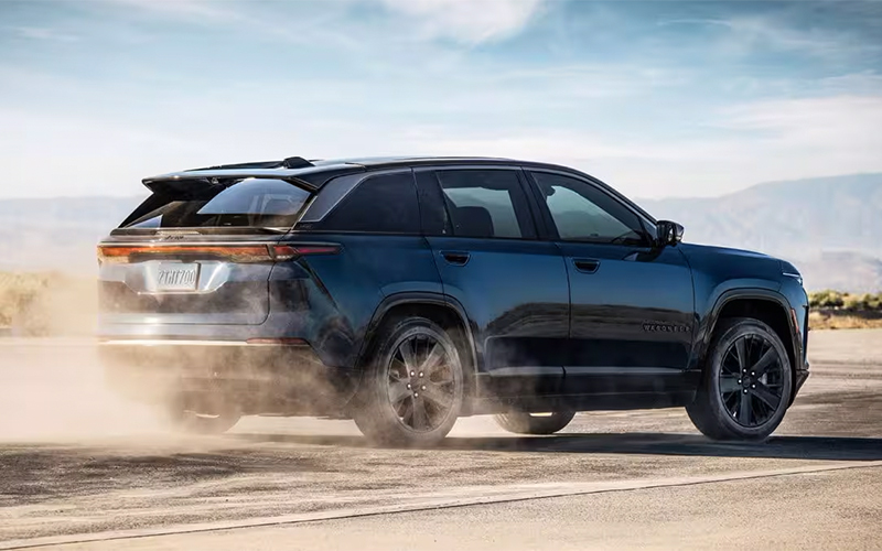 2025 Jeep Wagoneer S