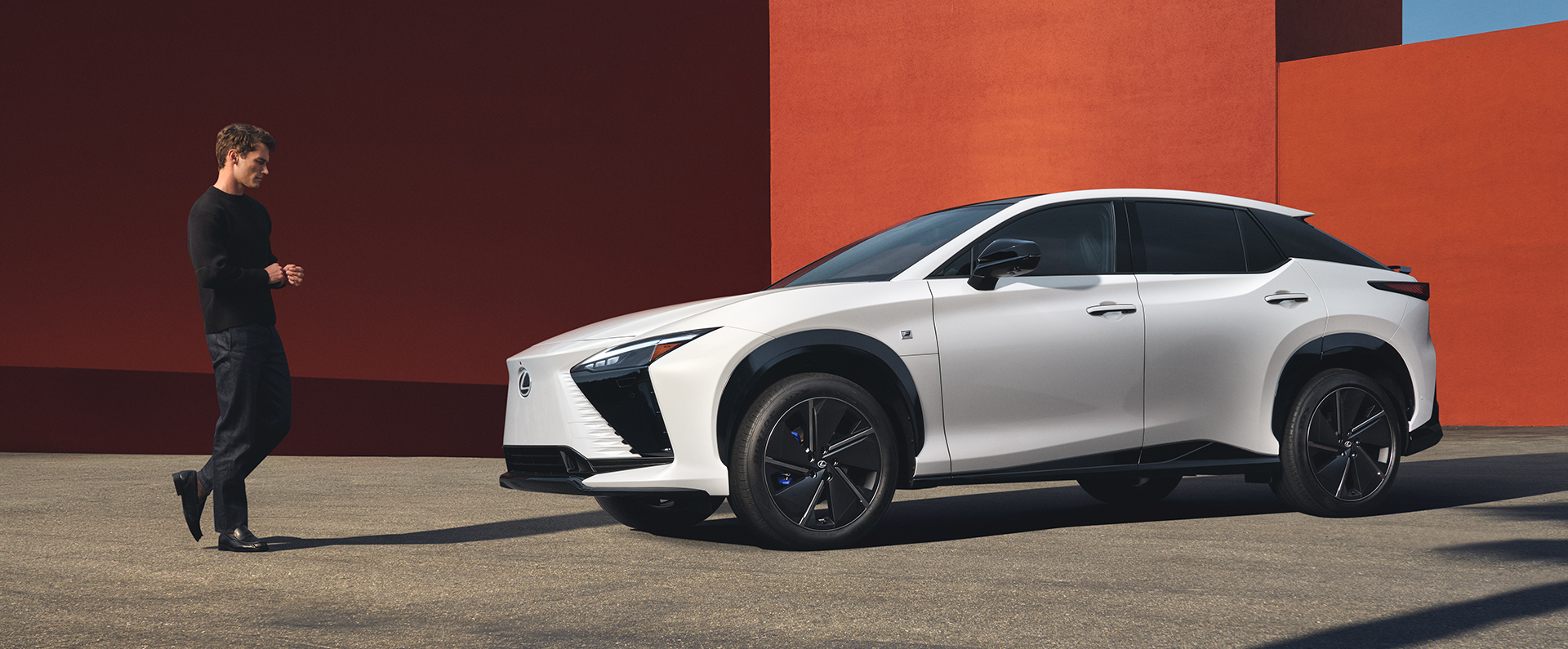 Lexus RZ 350e shown in Oxygen White.