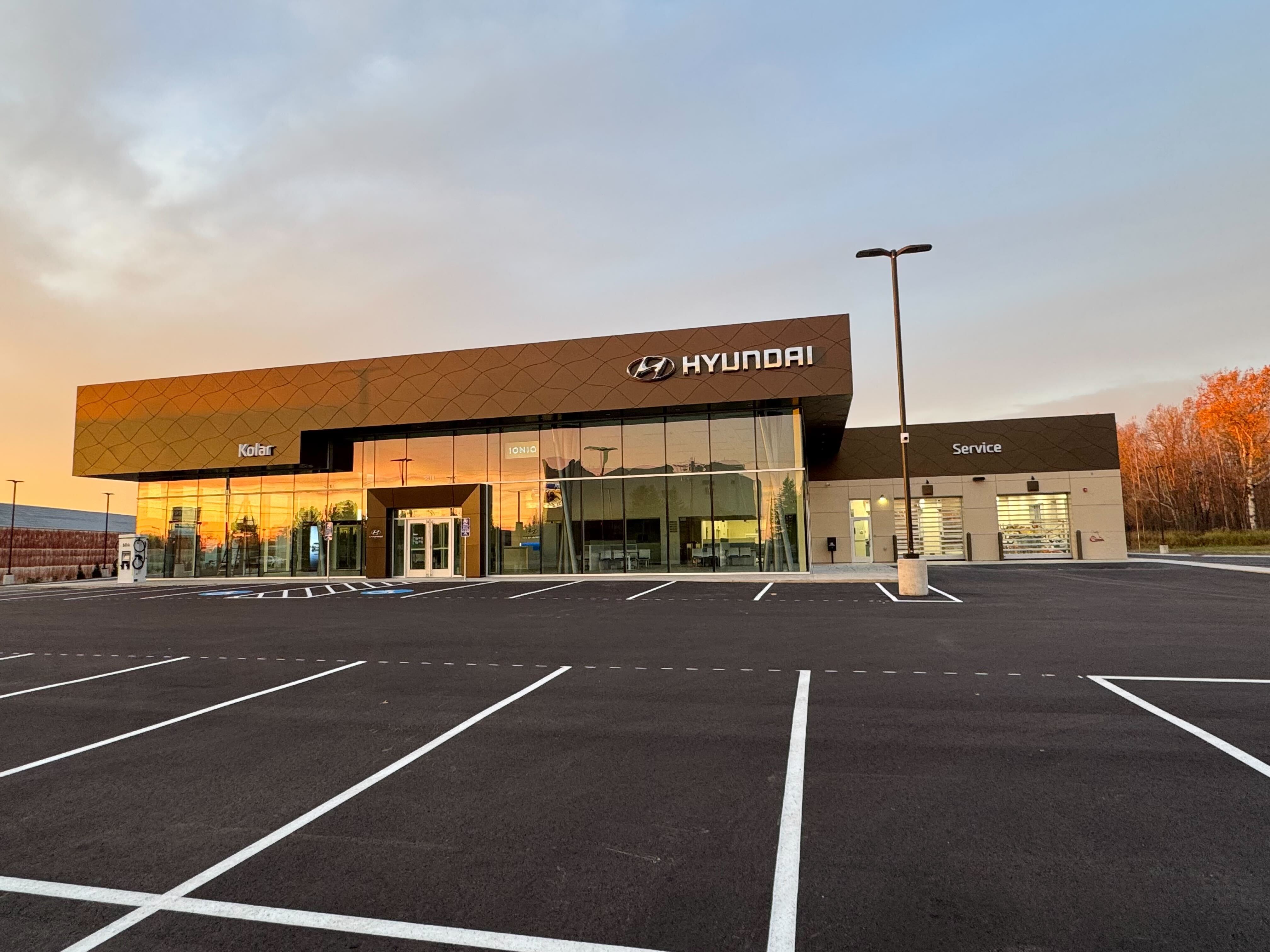 Kolar Hyundai Dealership Image