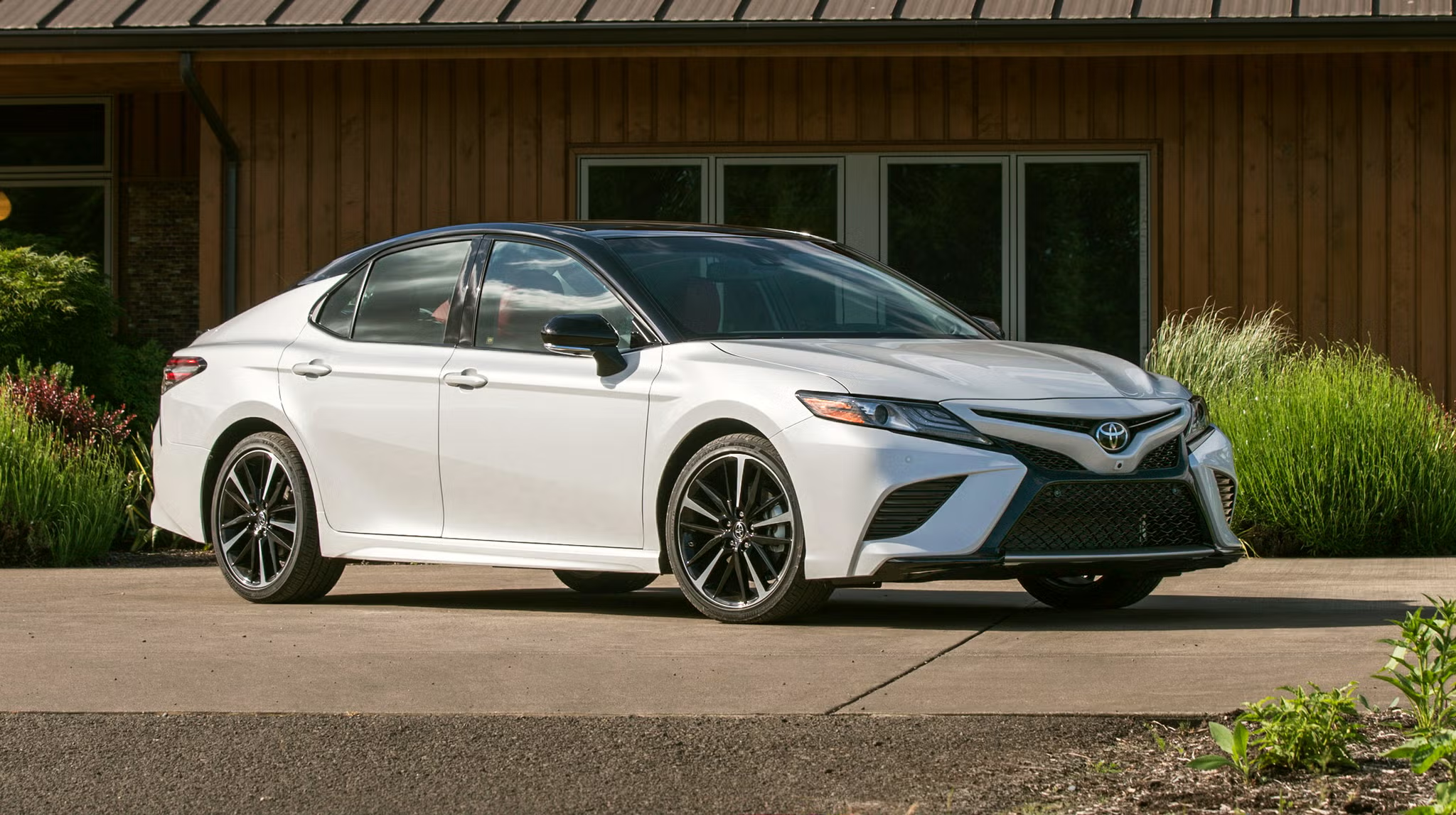 Modern used car features