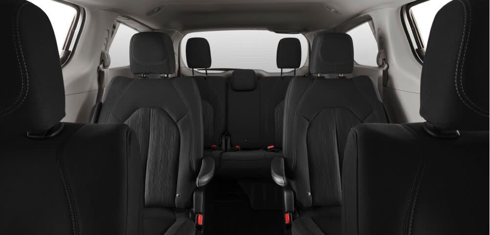 Roomy Interior in the 2020 Chrysler Voyager Roomy Interior in the 2020 Chrysler Voyager
