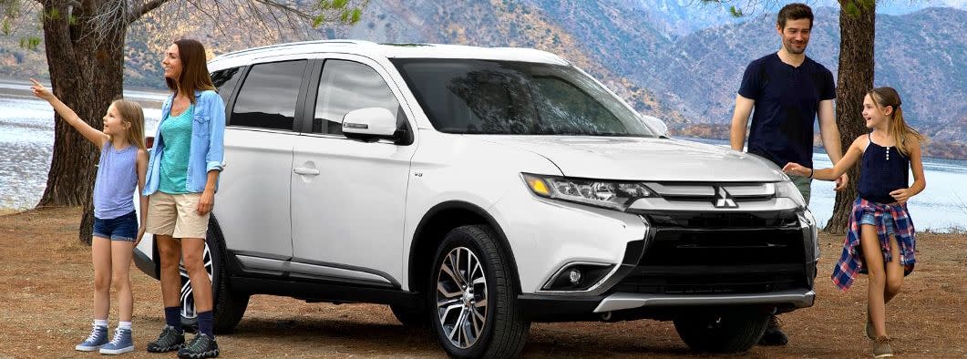 2018 Mitsubishi Outlander Leasing in Rockford, IL