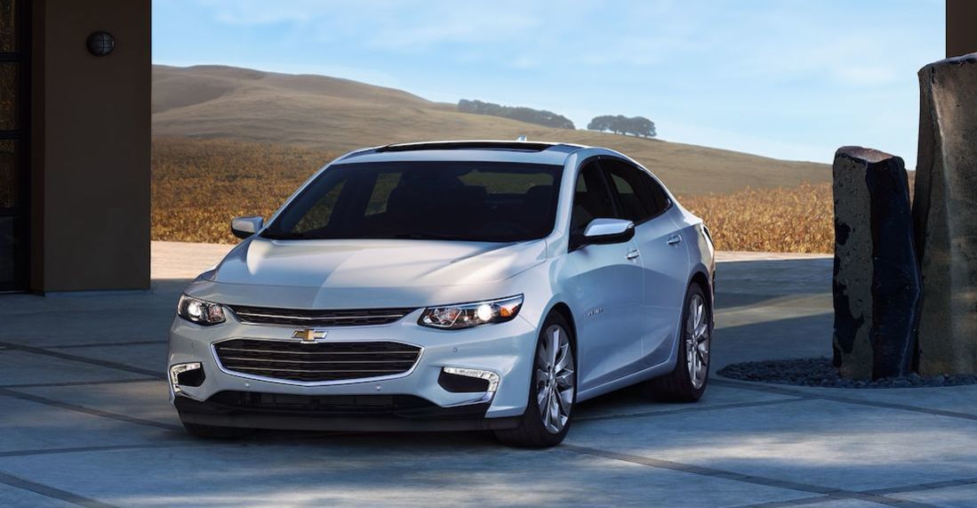 2017 Chevy Malibu Trim Comparison Near Oak Lawn, Il - Kingdom Chevrolet