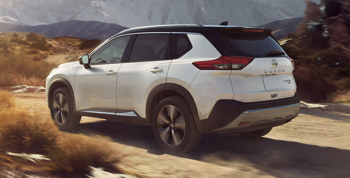 2021 Nissan Rogue vs 2021 Toyota RAV4 near Washington, DC 