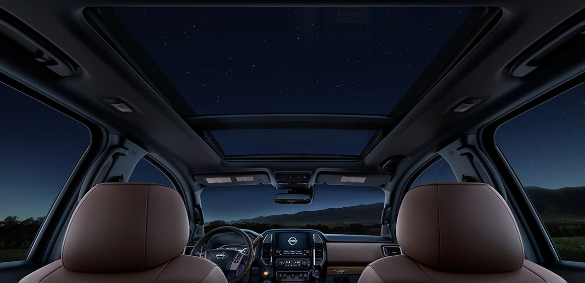2021 Nissan Titan Moonroof 2021 Nissan Titan Moonroof
