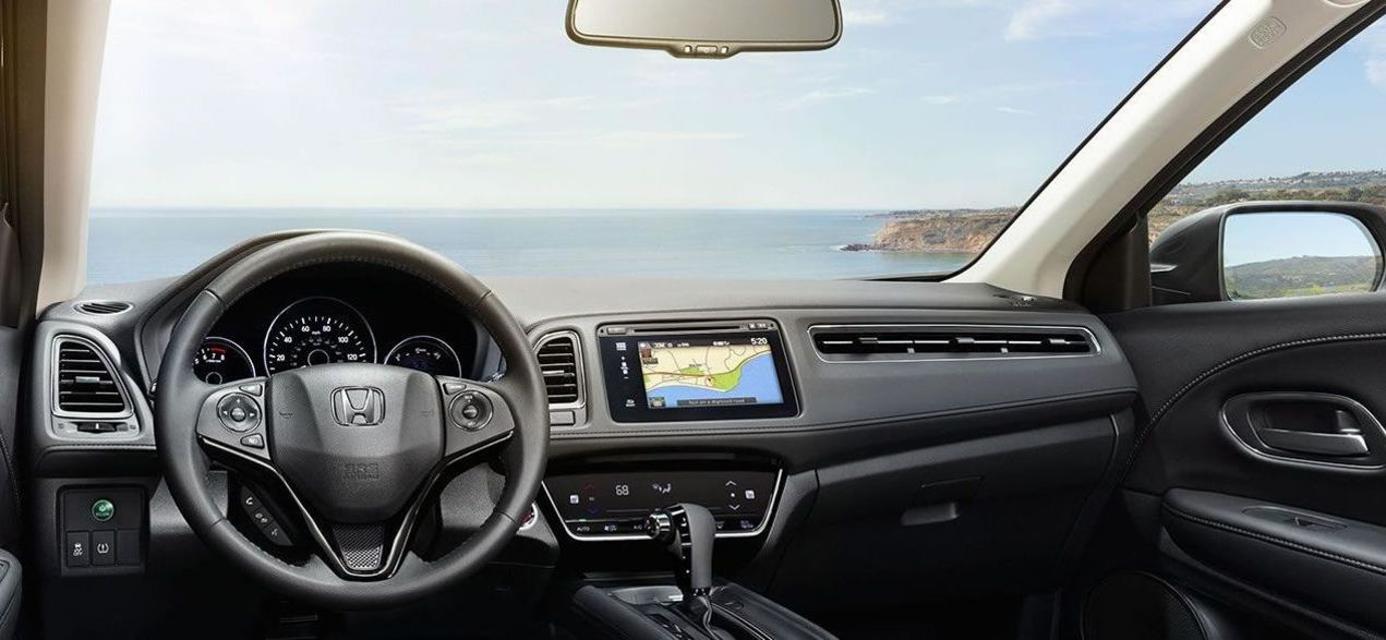 Interior of the 2017 HR-V