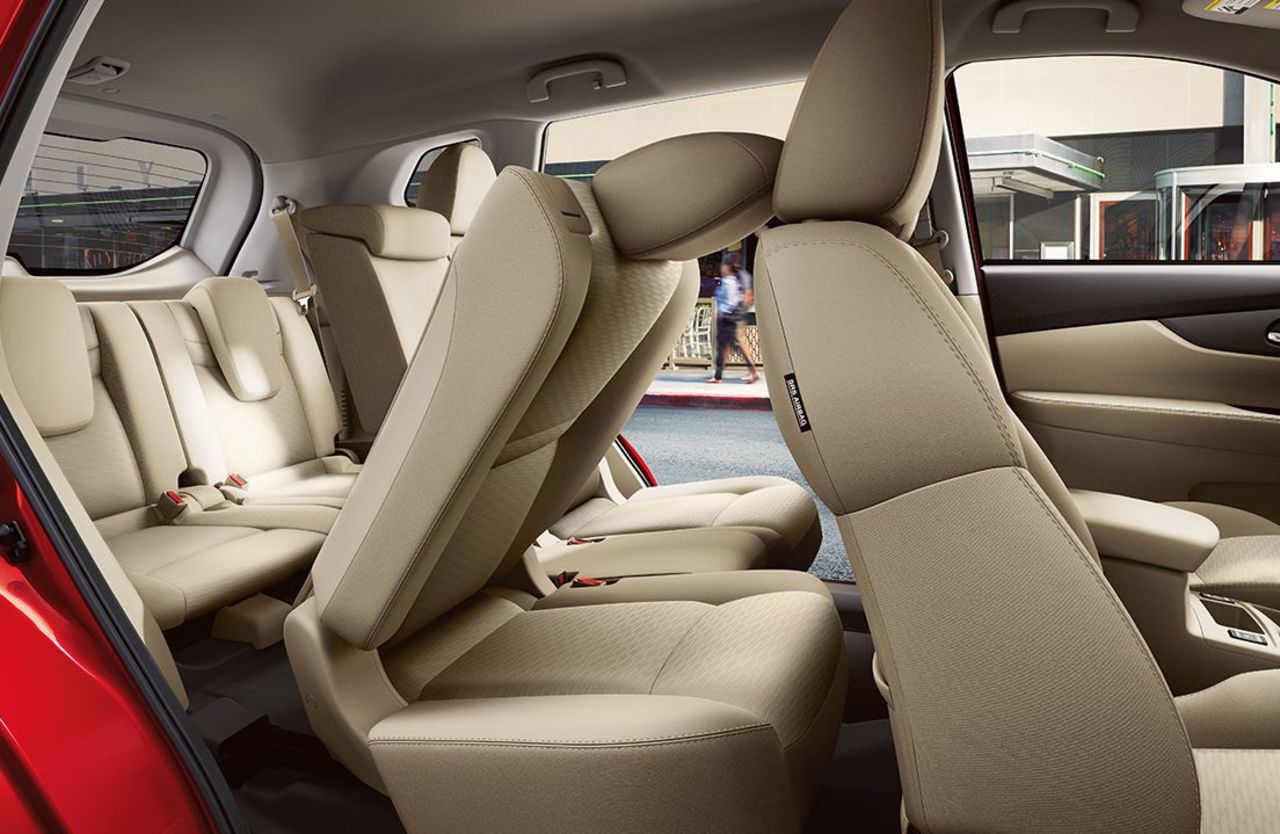 2017 Rogue Available EX Flex® Seating System