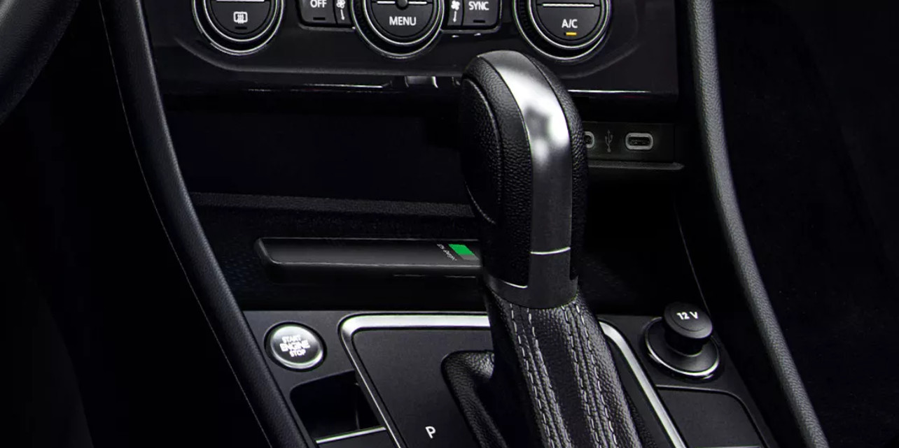 2021 Volkswagen Jetta Gear Shift Knob 