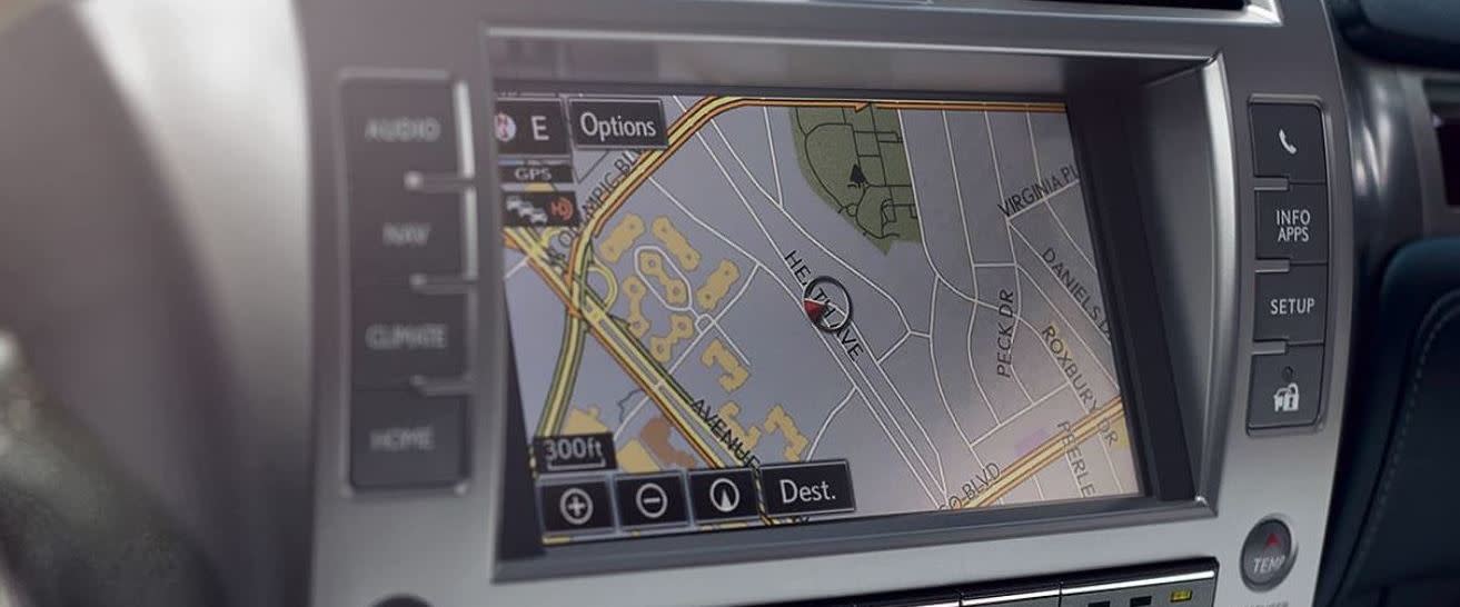 No te perderás nunca con el sistema de navegación de la GX 460.
