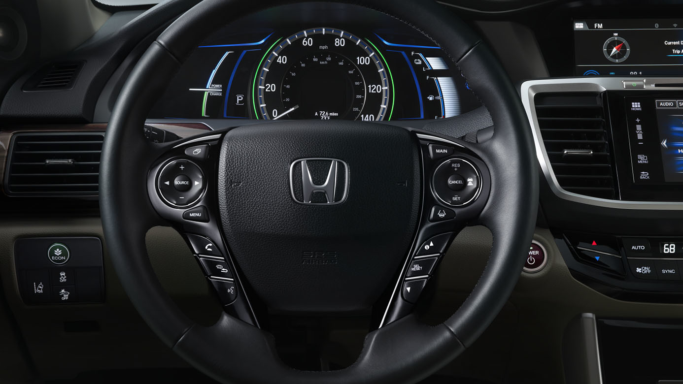 The Honda Accord Comes with a Leather-Wrapped Steering Wheel 