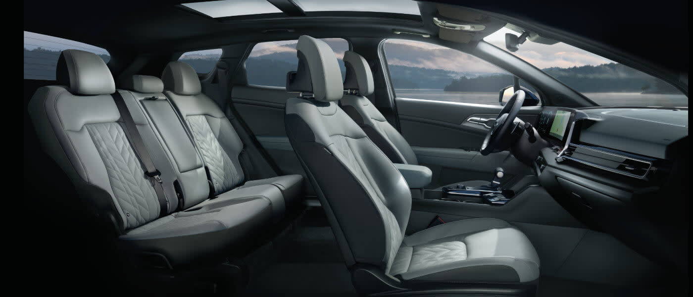 2025 Kia Sportage interior seating