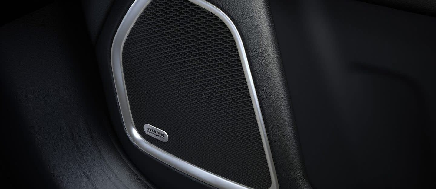 2020 Jeep Compass Alpine® Premium Audio System 2020 Jeep Compass Alpine® Premium Audio System