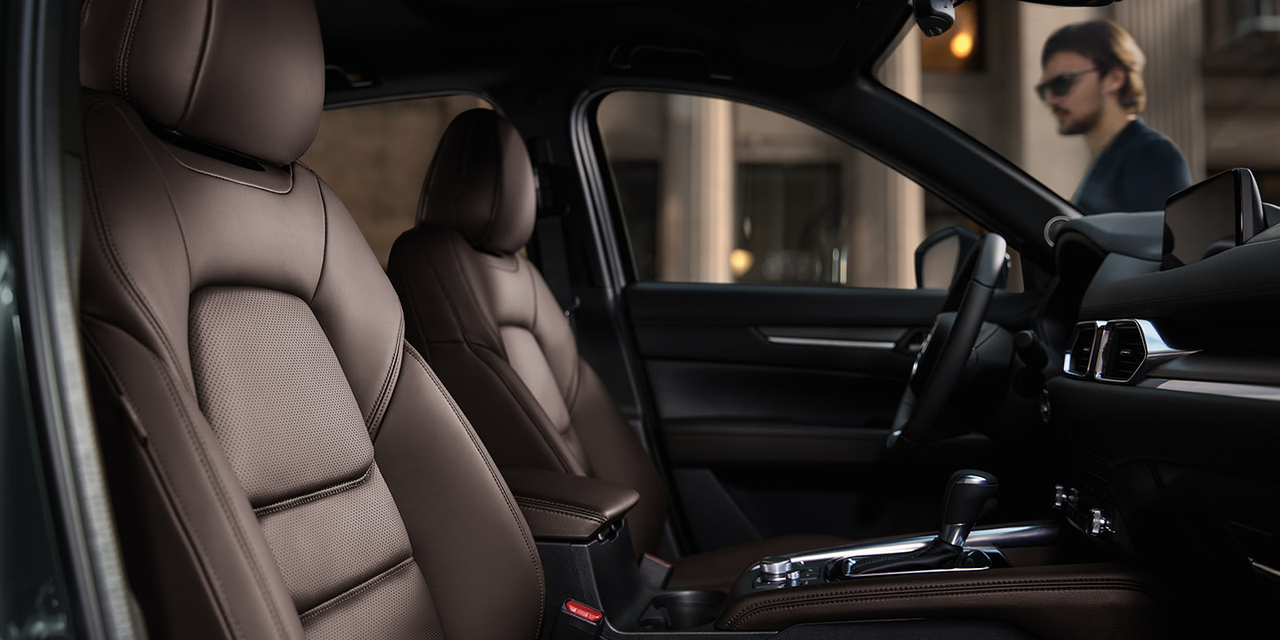 2020 MAZDA CX-5 Luxury Interior