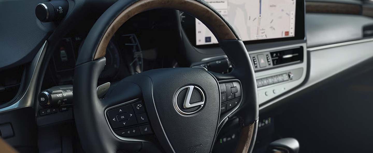 2025 Lexus ES