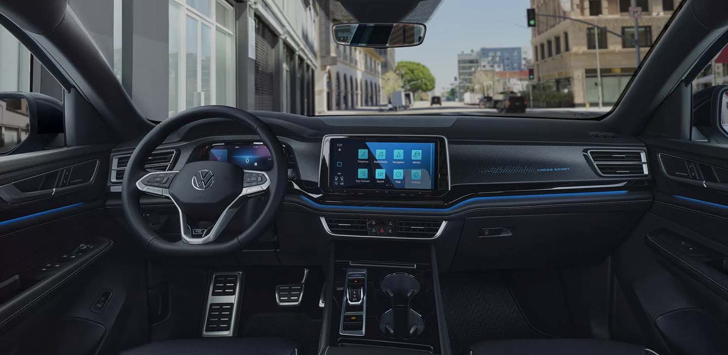 2025 Volkswagen Atlas Cross Sport image 1