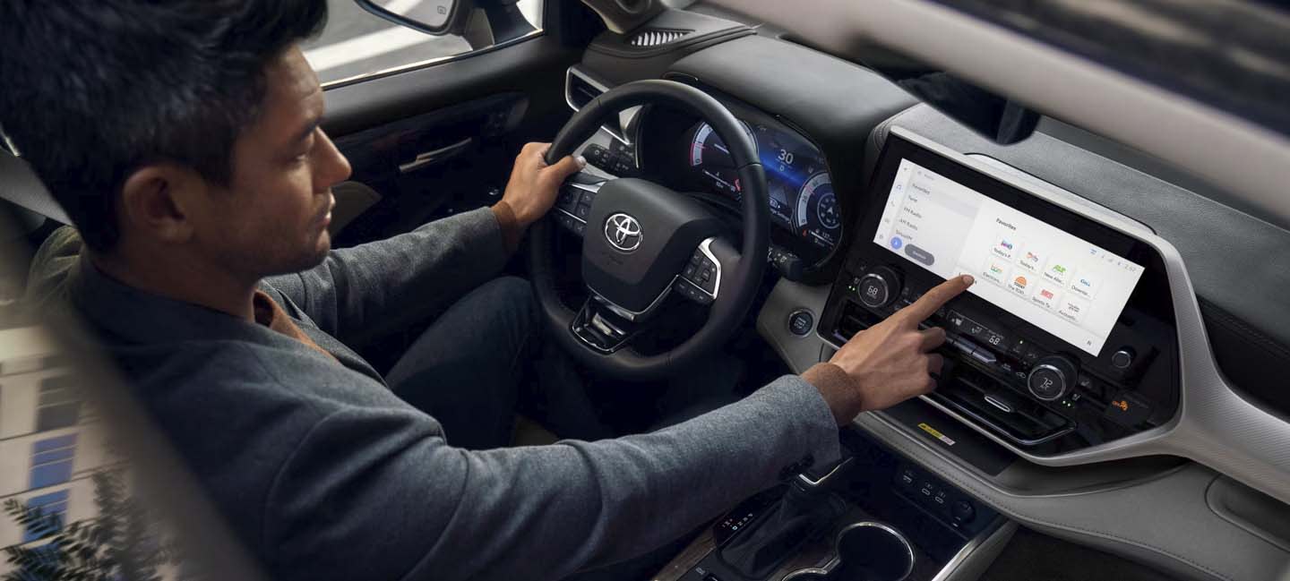 2025 Toyota Highlander image 6