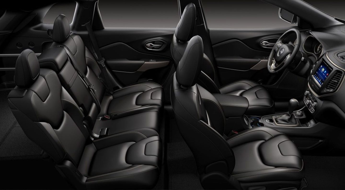 The Interior of the 2017 Cherokee